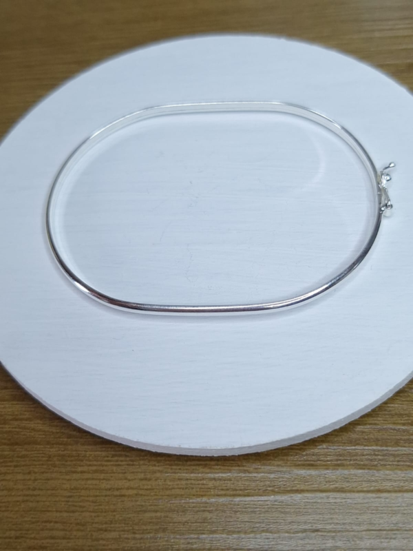Bracelete Prata 925 fio meia cana 2,2mm