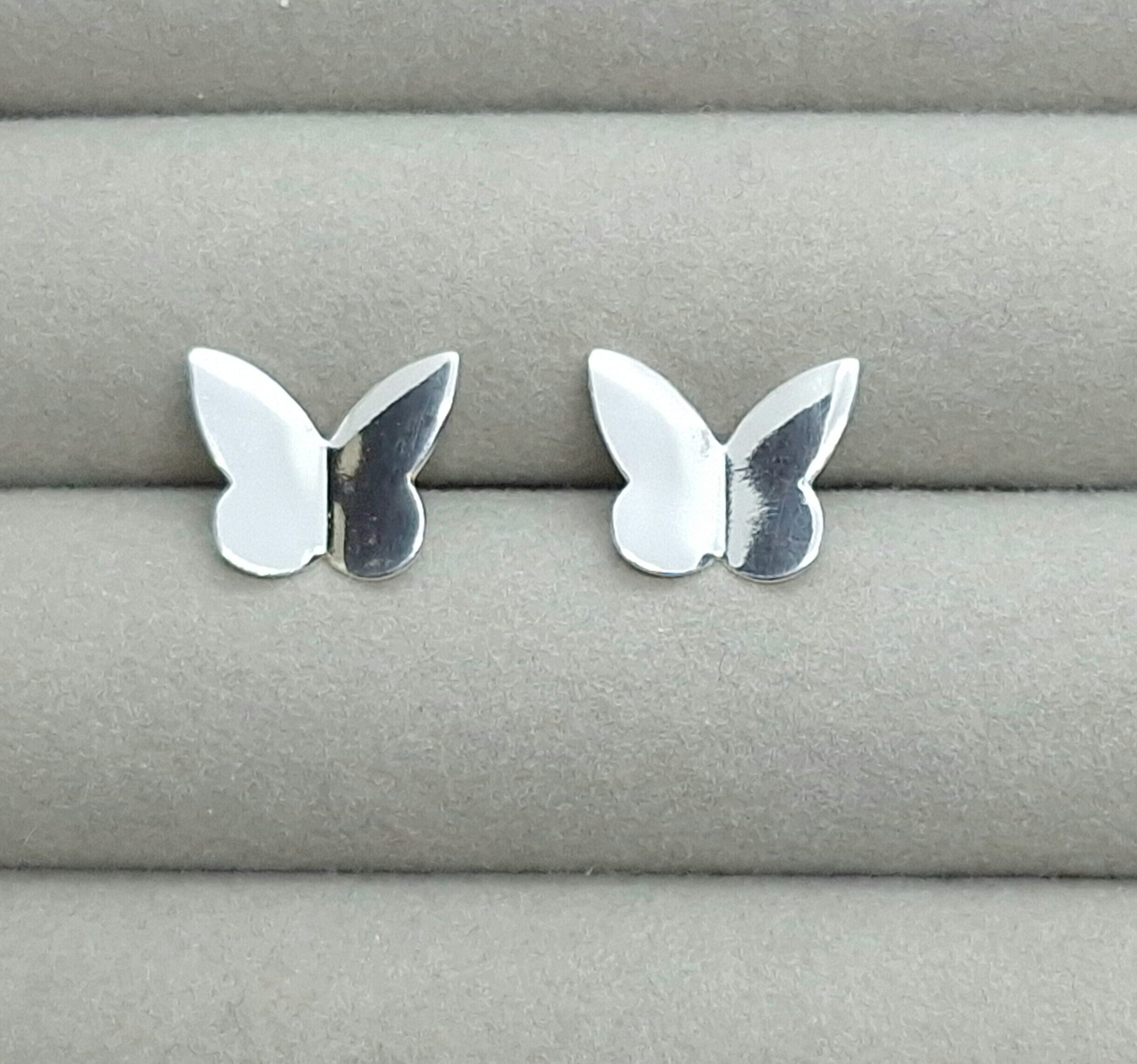 Brinco Borboleta Origami 1cm Prata 925