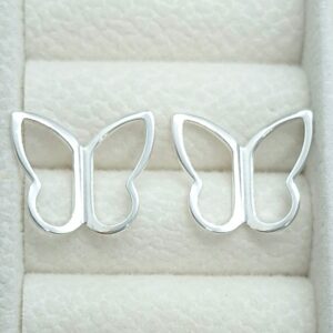 Brinco Borboleta vazada 1,3cm Prata 925