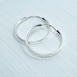 Brinco argola gota 21mm fio meia cana Prata 925