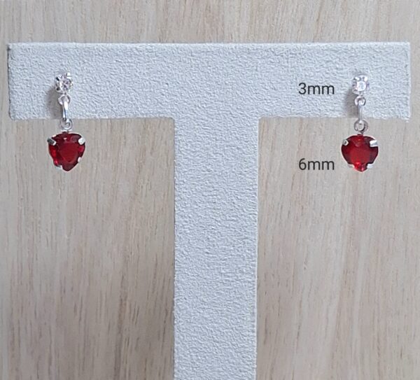 Brinco Zirconia 3mm cristal e coração 6mm vermelho Prata 925