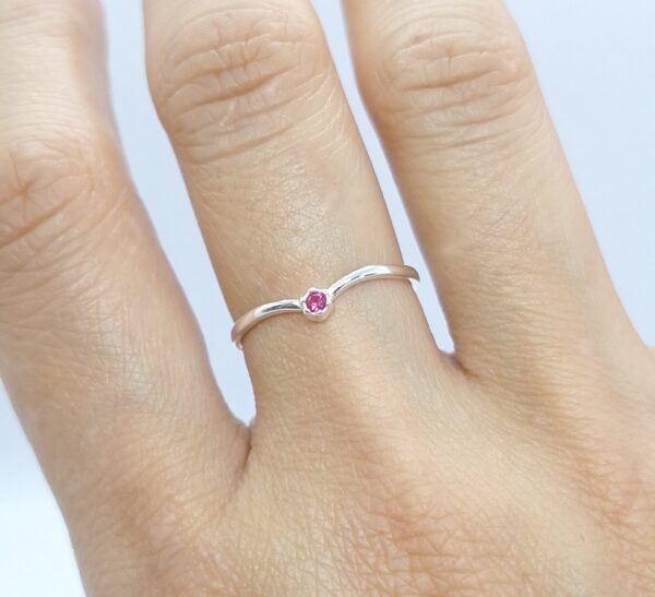 Anel Solitário zircônia pink 3mm Inspiração Prata 925