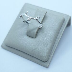 Anel raminho com zirconia cravejadas Prata 925
