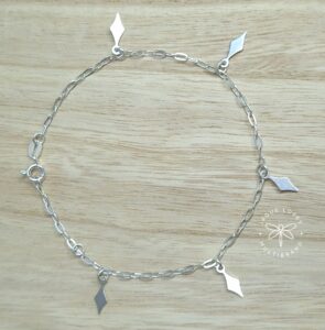 Pulseira 5 pingentes losango liso 19cm Prata 925