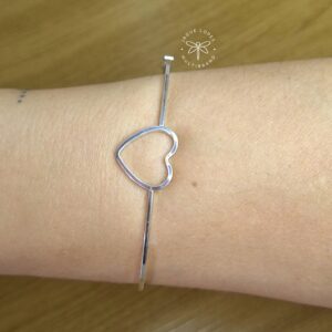 Bracelete 1,5mm coração fio quadrado Prata 925