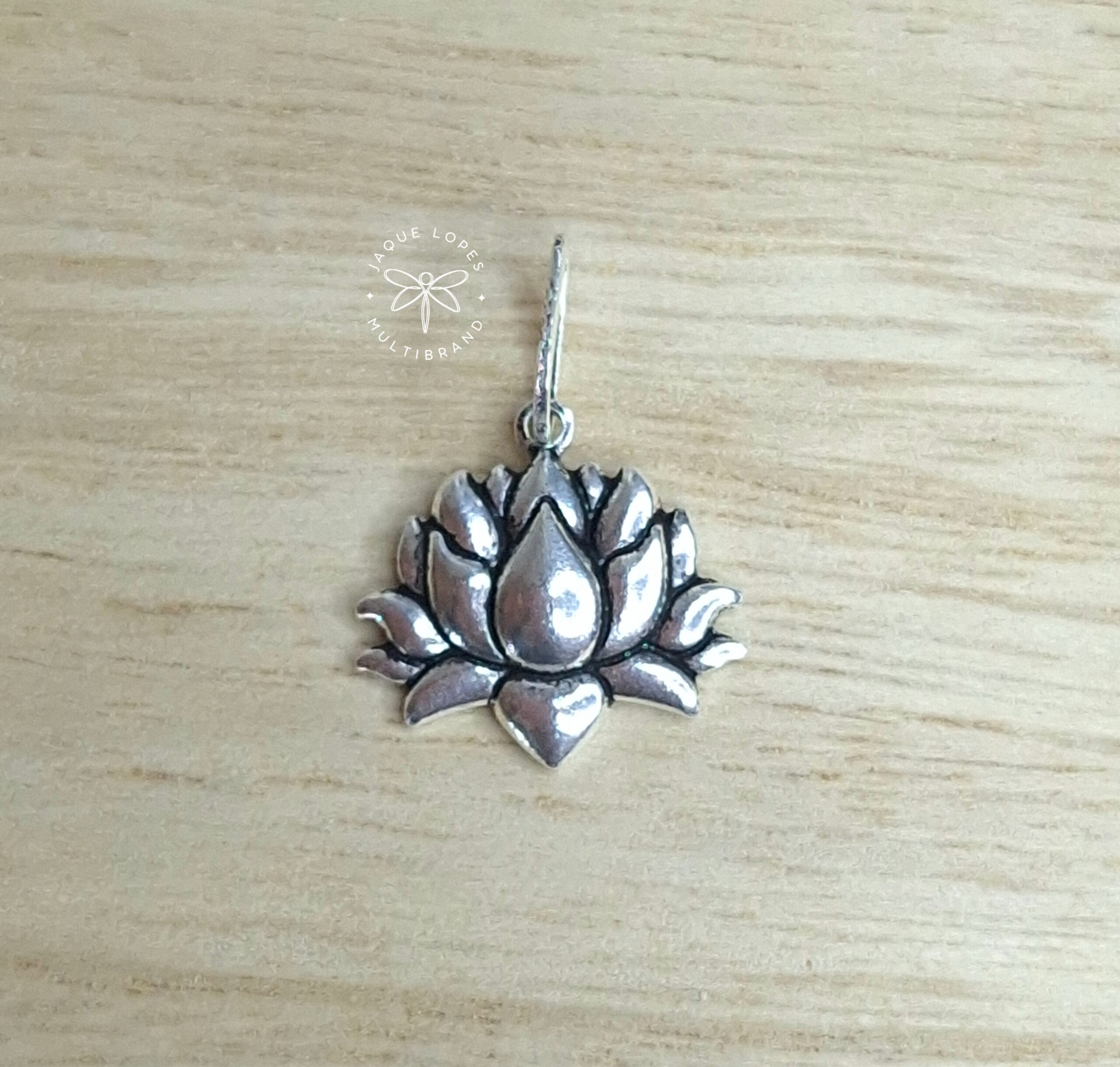 Pingente Flor de Lótus envelhecida 17mmx12mm Prata 925