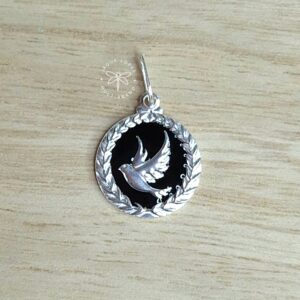 Pingente Medalha Espirito Santo resinado 15mm Prata 925