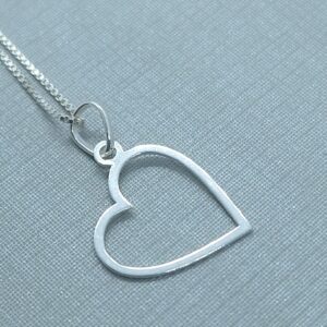 Pingente Coração Vazado lisa 1,4mm Prata 925