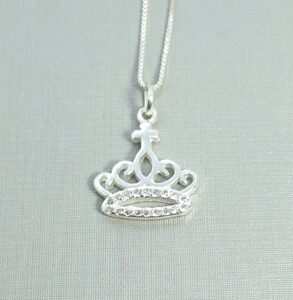 Pingente Coroa Vazada zircônias cravejadas 2mmx1,5mm Prata 925