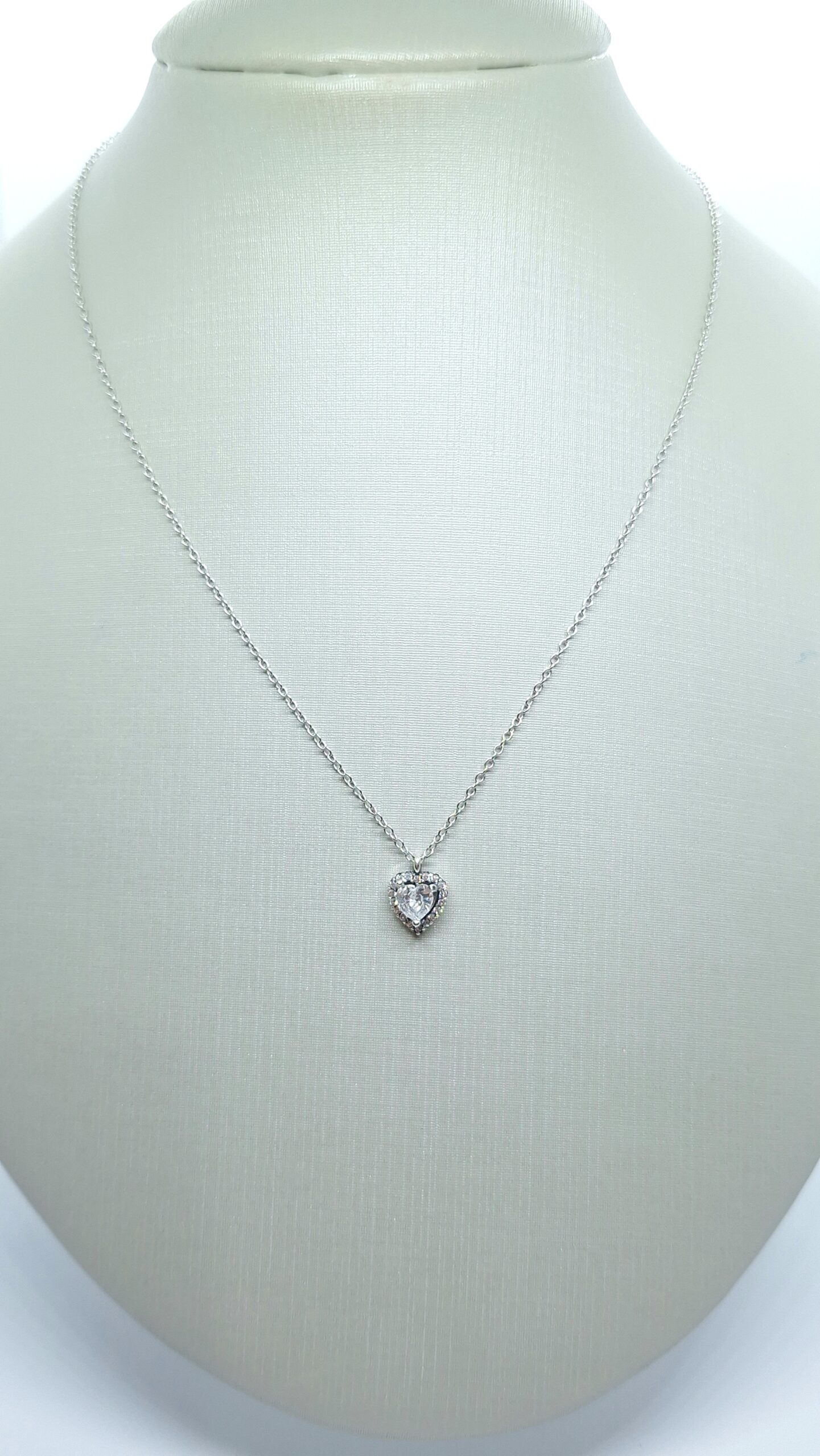 Colar Coracao Elegancia Eterna Cravejado Pand Prata de Lei - Importado