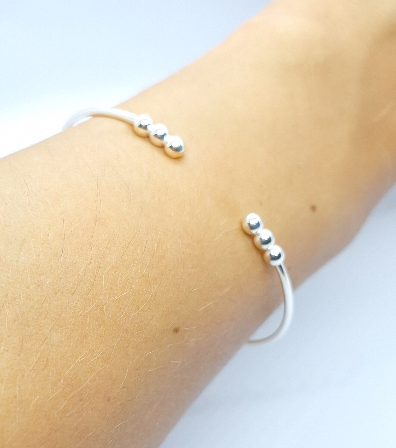 Bracelete Regulável esferas fio redondo Prata 925