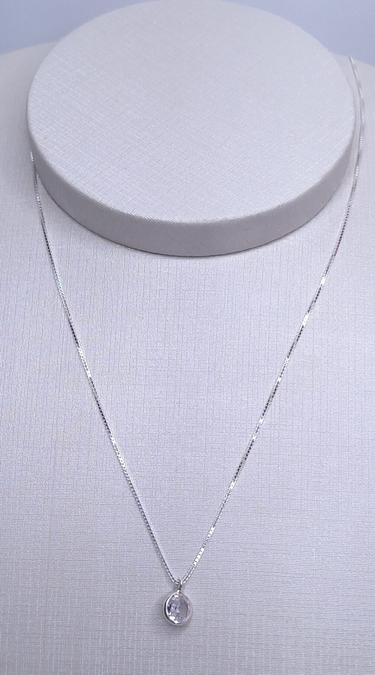 Colar ponto de luz redondo corrente veneziana Prata 925