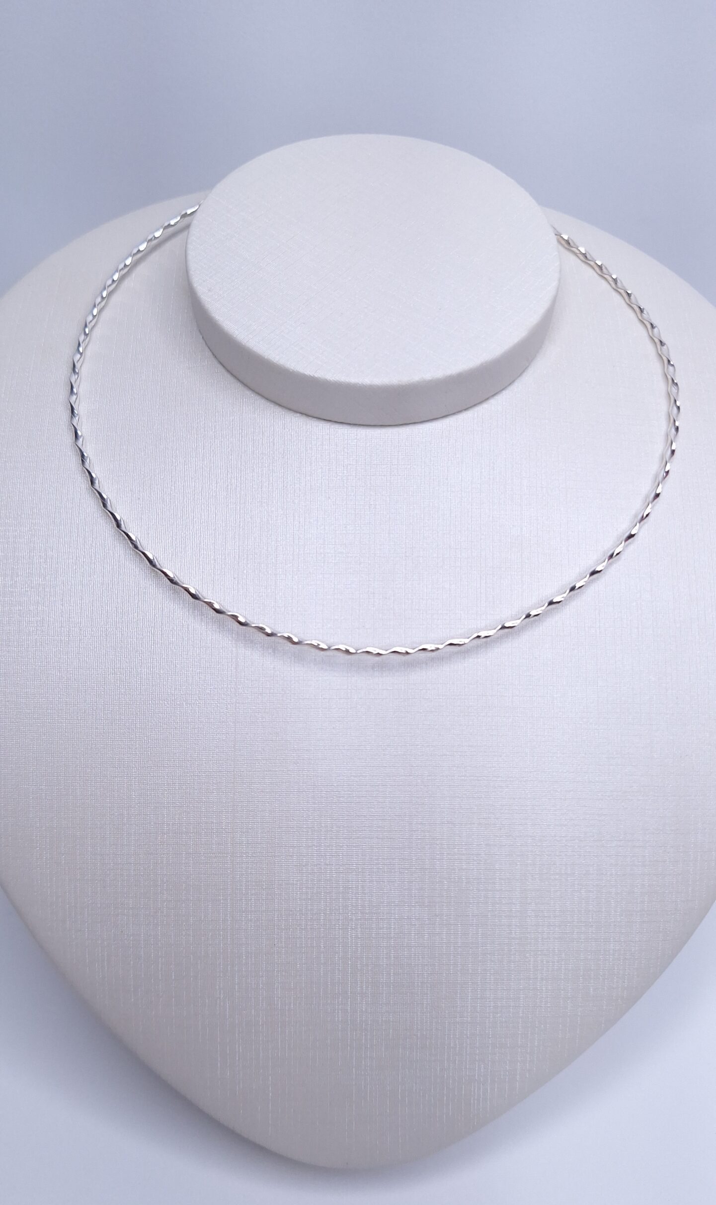 Colar Chocker Aro torcido 11,5mm Prata 925