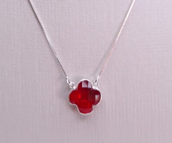 Colar Chocker Trevo vermelha Prata 925
