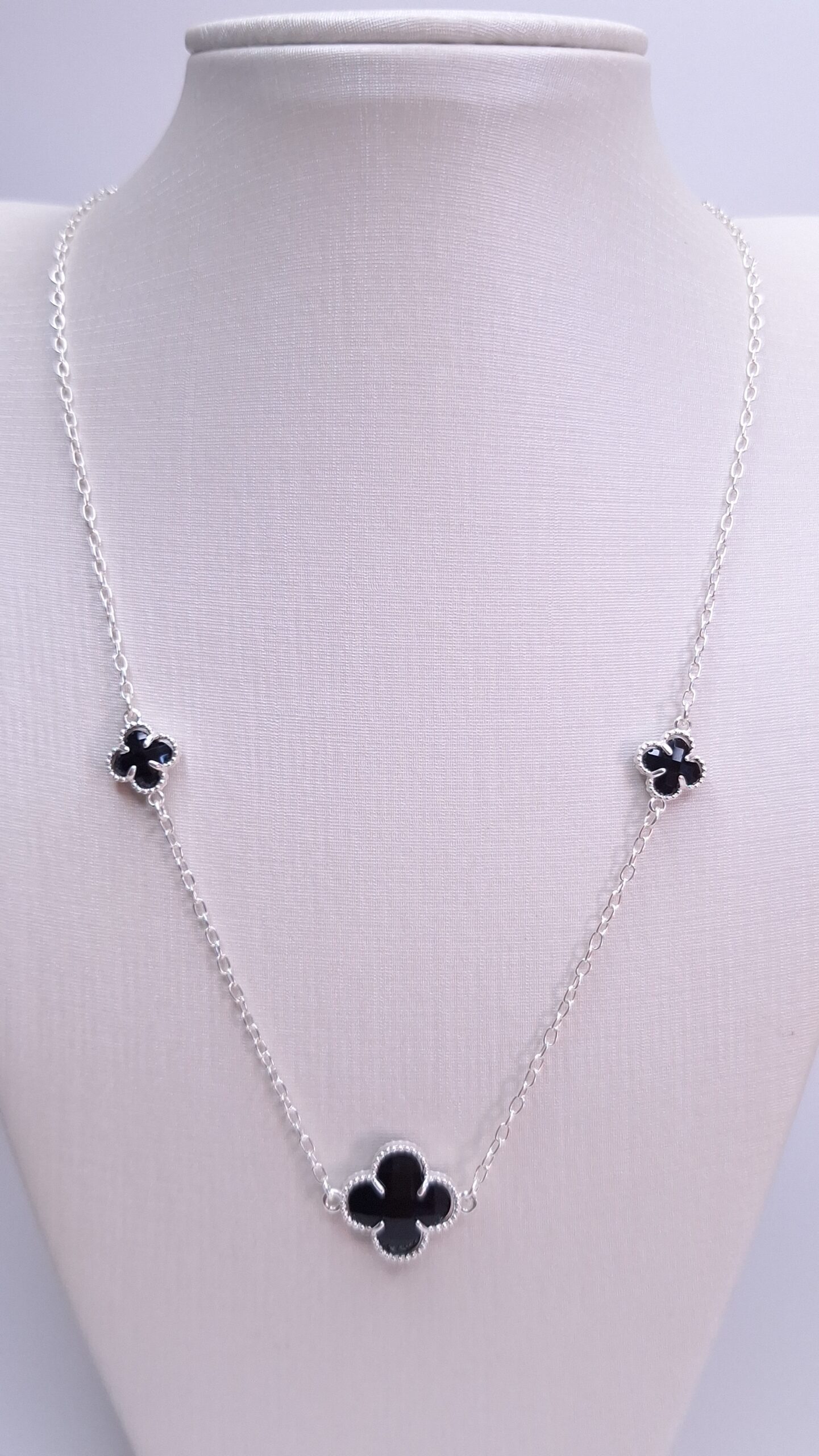 Colar Chocker 3 Trevos pretos Prata 925