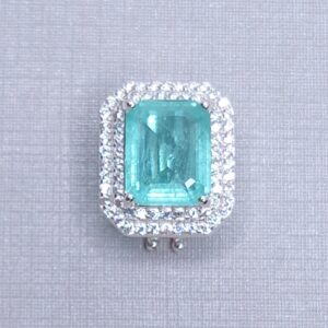 Pingente Charm Verde Turmalina cravejado com Microzirconias 14mmx12mm Prata 925