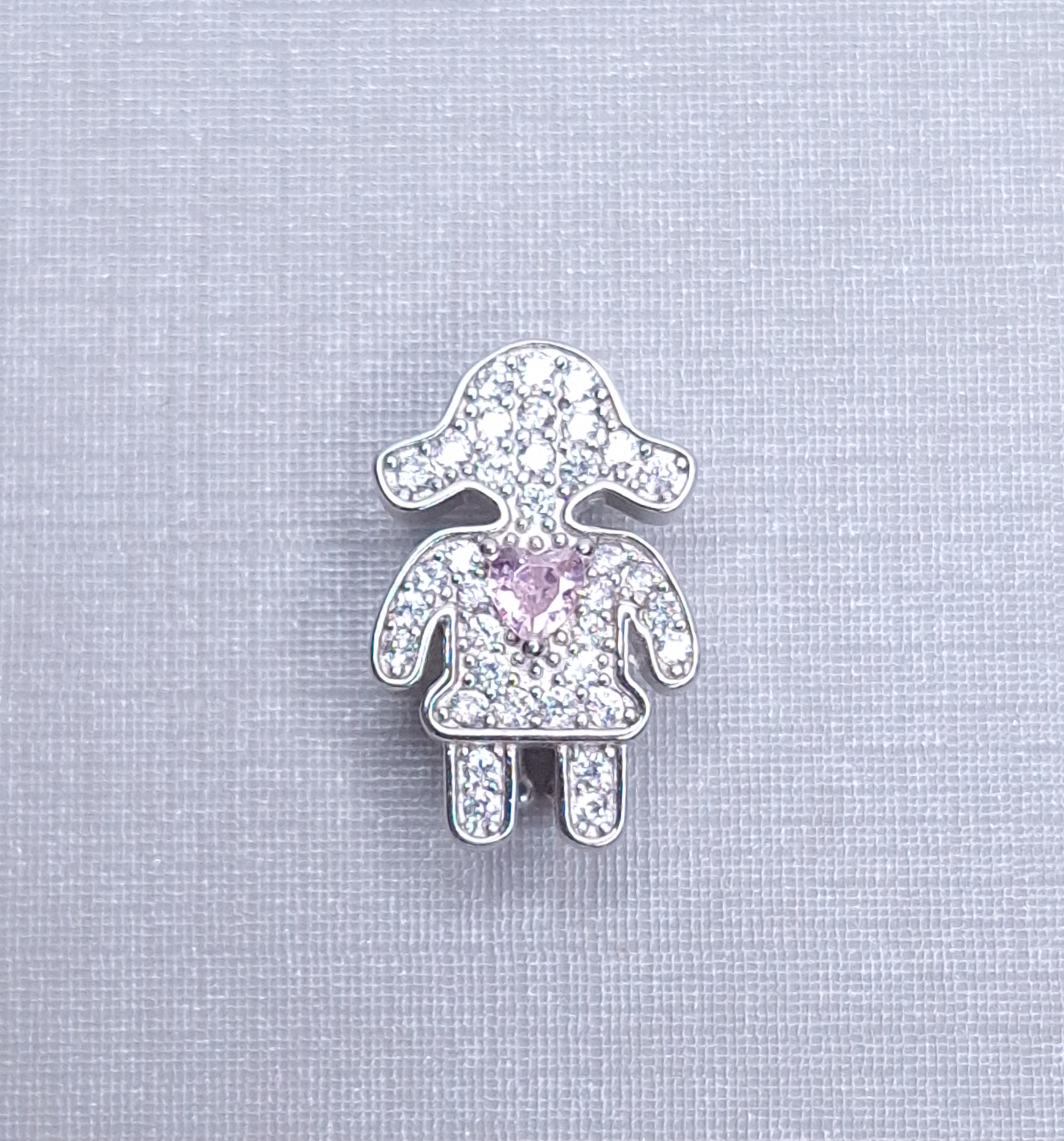 Pingente Charm Menina Coração Zirconia Pink cravejado 15mx10mm Prata 925