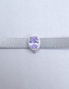 Pingente Charm Oval Lilás Zirconia cravejado 10mmx10mm Prata 925