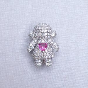 Pingente Charm Menina 3D Coração Fucsia cravejado fecho click duplo 19mmx16mm Banhado à Ródio