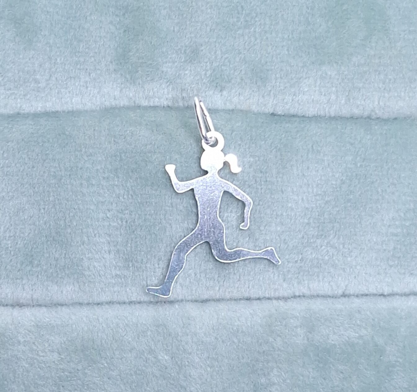 Pingente Corredora 2cmx1,6cm Prata 925