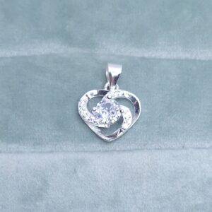 Pingente Coração ponto luz 14mmx14mm cravejado Prata 925