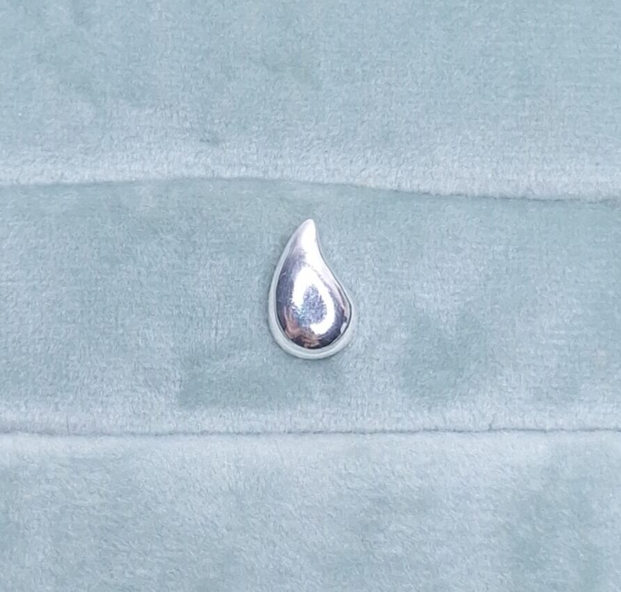 Pingente Gota lisa 13mmx7mm Prata 925