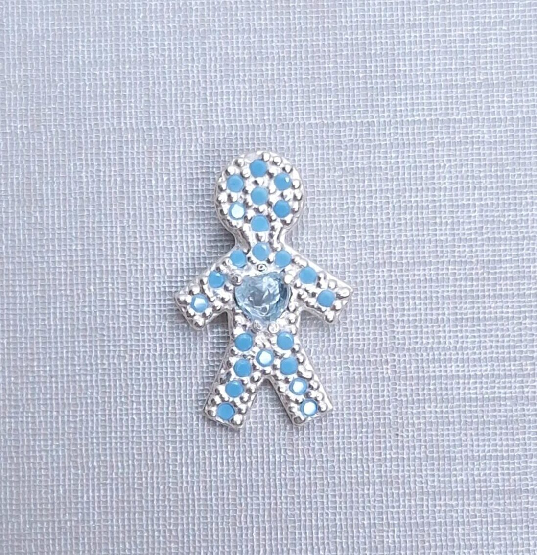 Pingente Menino coração zircônia Azul cravejado 15mmx10mm Prata 925