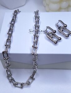 Colar Colar De Elos Médios insp. alta joalheria 40cm + 7 cm Banho de Ródio