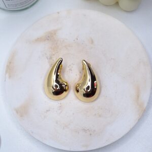 Brinco Gota D'àgua Lisa Insp. alta joalheria 30mm B. Ouro 18k