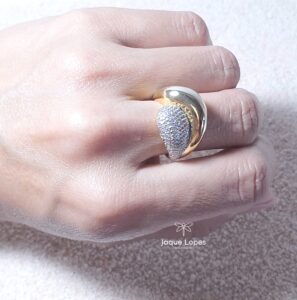Anel Gotas cravejada insp. alta joalheria Banho de Ouro 18k