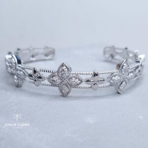 Bracelete Flores cravejados zirconia insp. alta joalheria fecho regulável Banho de Ródio