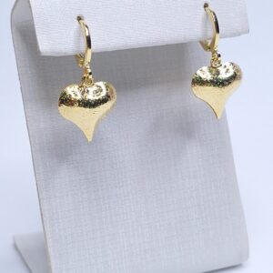 Brinco argola pingente coração acetinado 10mm B. Ouro 18K