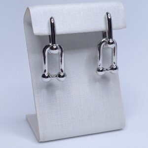 Brinco Argola Tiff inspiração alta joalheira B. Ródio