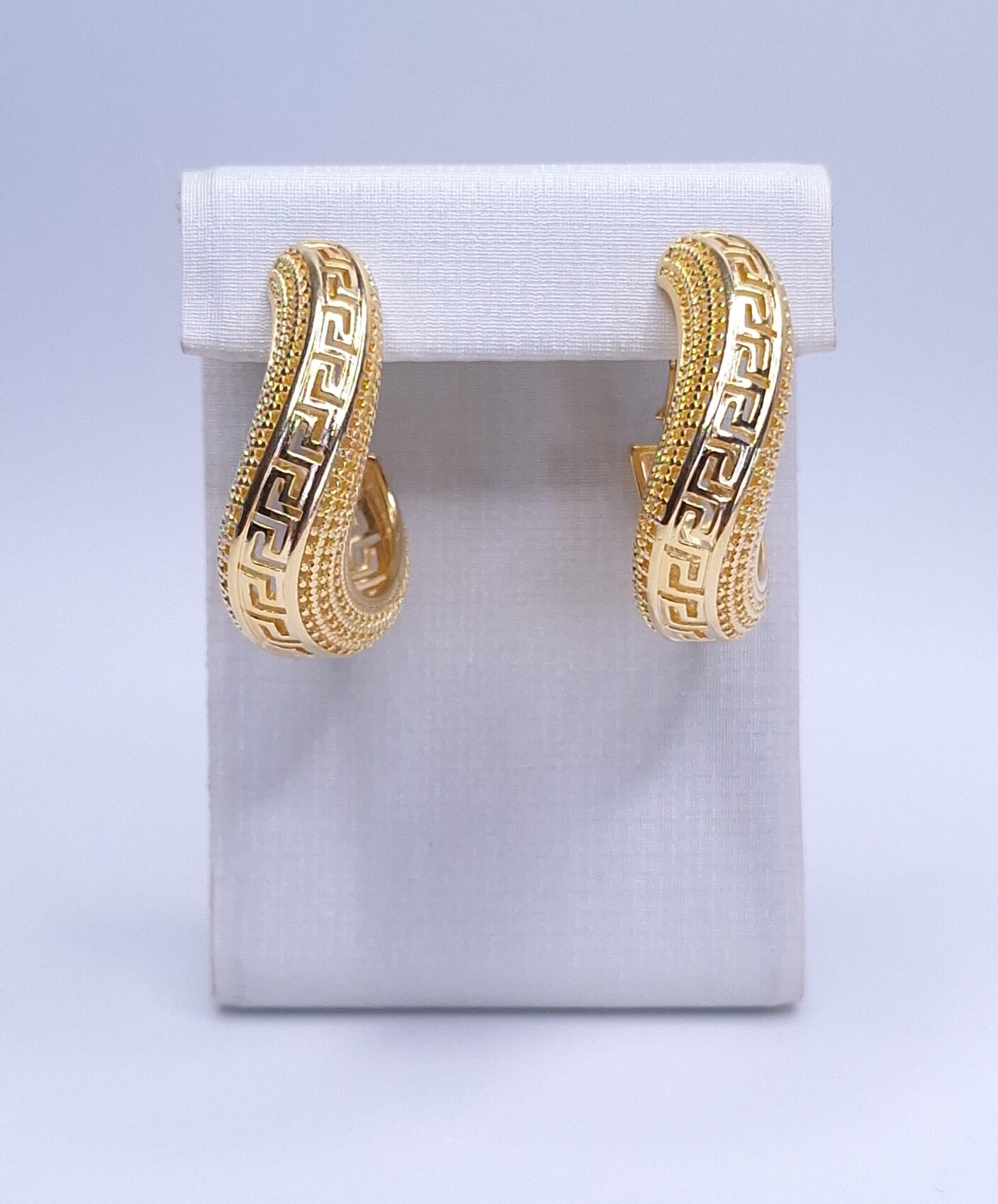 Brinco Argola Trabalhada Insp. alta joalheria fecho italiano 34mm B. Ouro 18k