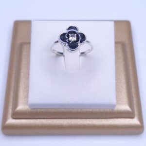 Anel Trevo Onix com zirconia Prata 925